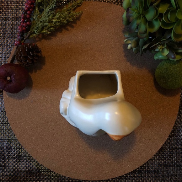 Mid Century Virgin Mary Madonna Hull Vase Planter - Picture 5 of 7